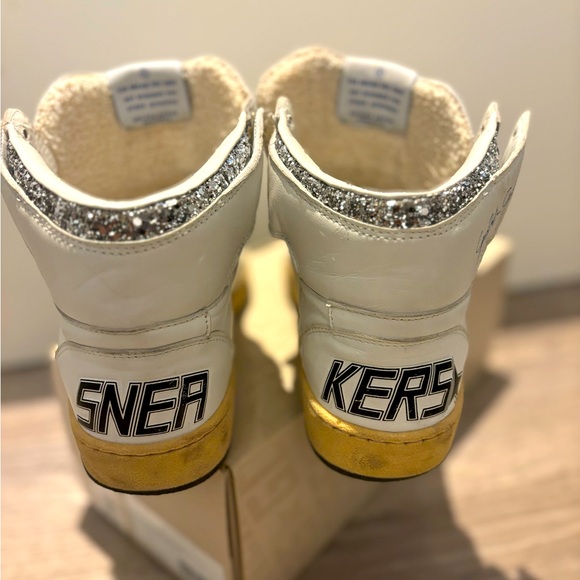 Golden Goose - SKY ⭐️. Sold !!!! - Picture 3 of 17